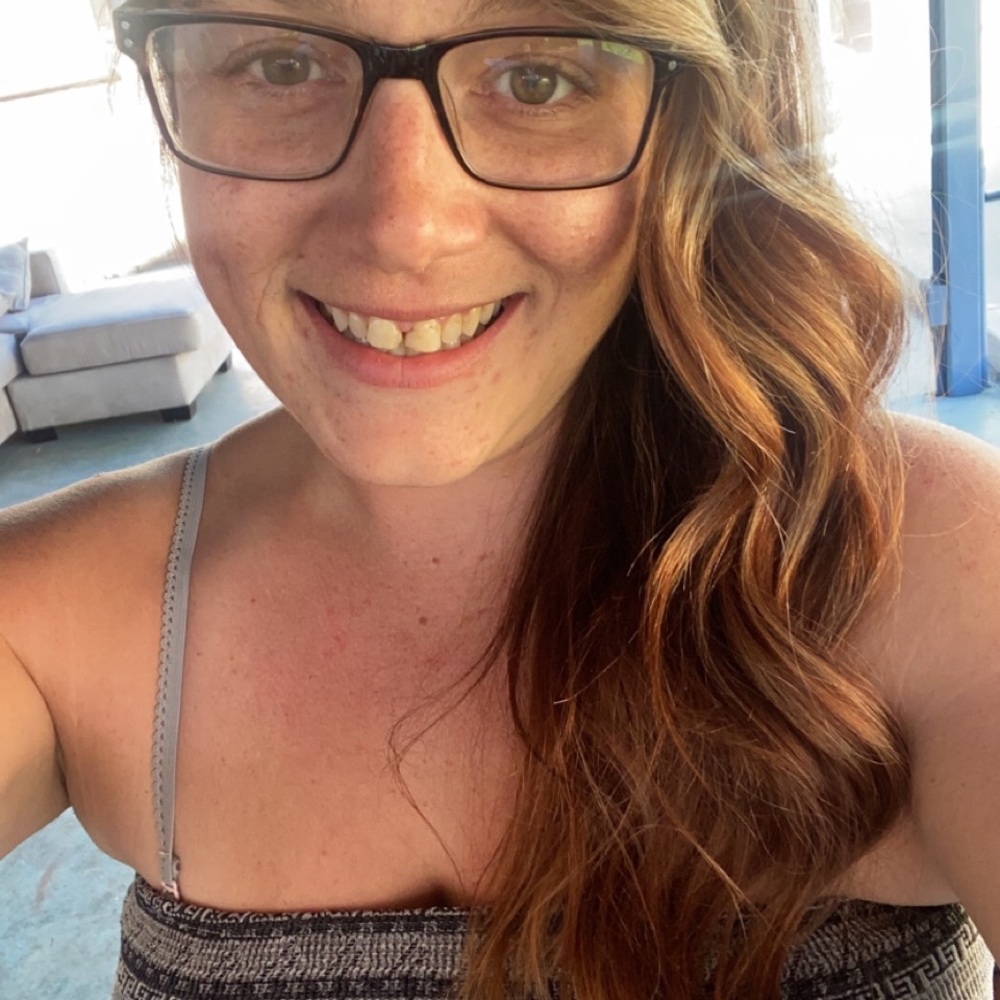 Meet your Posher, Katelyn